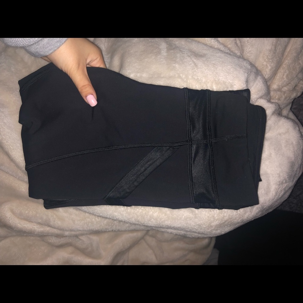 Lululemon leggings!